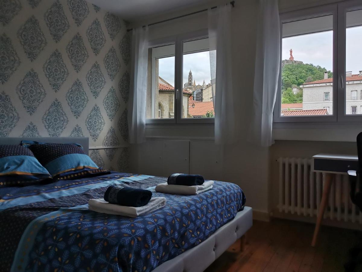 Velay Cocon Appartement 4 Chambres Avec Vue Sur Les Monuments Le Puy-en-Velay Eksteriør billede